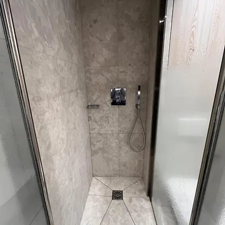 Apartment A Saint-paul En Plein Coeur Du Marais 4 Pers