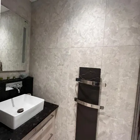 Apartment A Saint-paul En Plein Coeur Du Marais 4 Pers