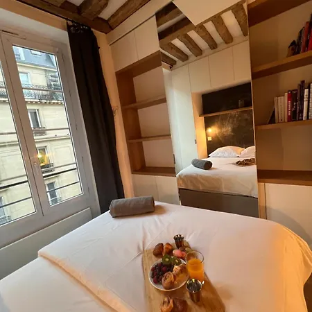 A Saint-paul En Plein Coeur Du Marais 4 Pers Apartment